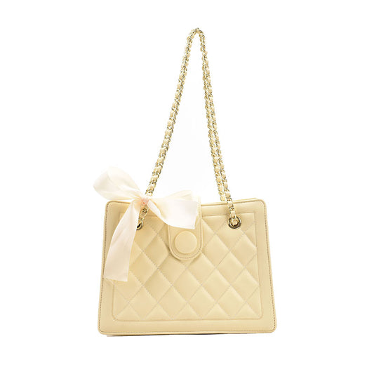 Solid Color Quilted Three-Dimensional Chain Bag