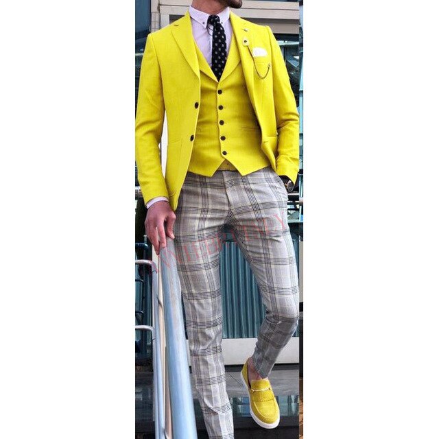 New Designs Casual Yellow Mens Suits Tuxedo 3 Piece Tailored Slim Male Blazer Pants Vest Set Suit for Men Handsome Men's Clothes