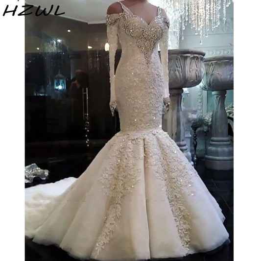 Vintage Mermaid Wedding Dresses With Long Sleeve Luxury Crystals Lace Bridal Wedding Gowns with Lace Appliques Bride Dress