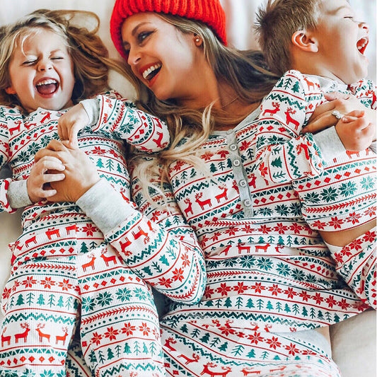 2021 Family Christmas Pajamas Matching Moose Clothes Set New Year Mom and Daughter Father Mother Son Outfit Kid Baby Nightwear