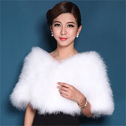 Luxurious Ostrich White Feather Wrap Bridal Fur Jacket Marriage Shrug Coat Bride Winter Wedding Party Fur bolero women chaqueta